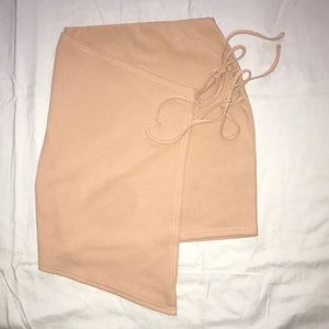 Asymmetrical skirt